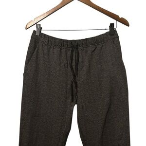 Lululemon Herringbone Similar to On The Fly Stretchy Trouser Pants Size 6